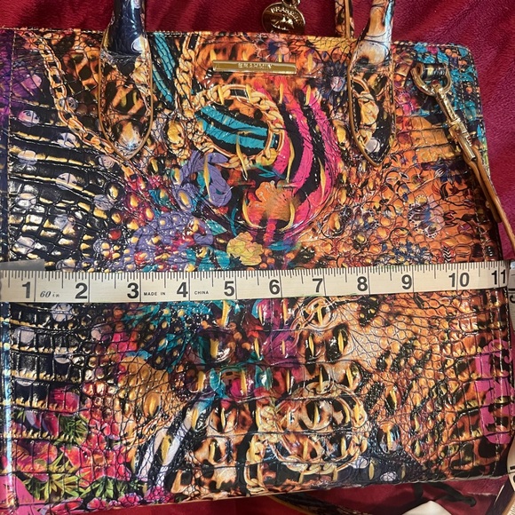 Caroline Immersive Melbourne Genuine Leather - Picture 10 of 14